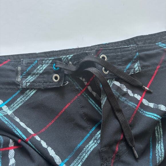 Quiksilver board short swim trunks - Picture 3 of 6